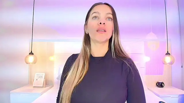 Snapshot of Isabella_Harley chatting on November 14, 2025, 1:59 pm Isabella Harley online show from November 14, 2025, 1:59 pm