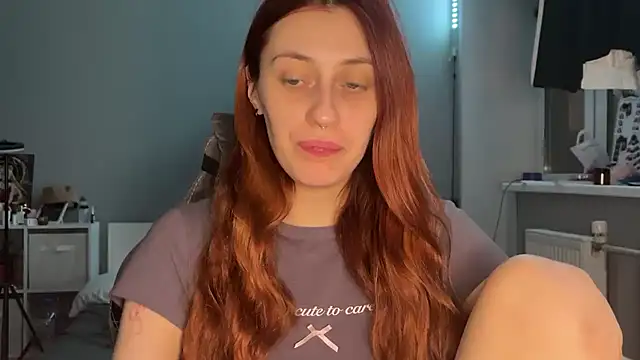 Uniarten online show from September 28, 2025, 3:52 pm