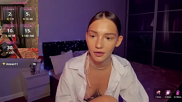SophieCatty online show from July 13, 2026, 2:49 pm