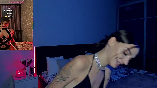 Snapshot of SophieCatty chatting on November 8, 2025, 12:58 am SophieCatty online show from November 8, 2025, 12:58 am