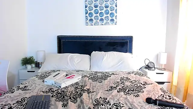 Snapshot of ZulyMichels chatting on March 20, 2025, 3:47 pm ZulyMichels online show from March 20, 2025, 3:47 pm