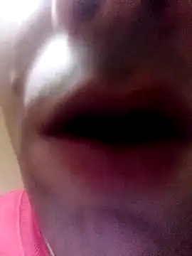 Snapshot of White_rabbit_ chatting on February 21, 2025, 8:49 pm White rabbit  online show from February 21, 2025, 8:49 pm