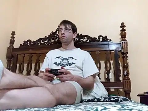 Snapshot of White_rabbit_ chatting on March 19, 2025, 11:03 pm White rabbit  online show from March 19, 2025, 11:03 pm