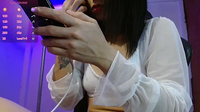 Snapshot of Martina1369 chatting on February 18, 2026, 6:26 pm Martina1369 online show from February 18, 2026, 6:26 pm