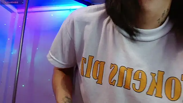 Snapshot of Martina1369 chatting on February 17, 2026, 3:31 pm Martina1369 online show from February 17, 2026, 3:31 pm