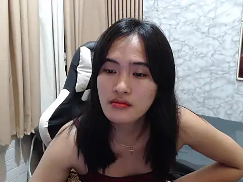 TS ALEXAX online show from November 4, 2025, 11:36 am