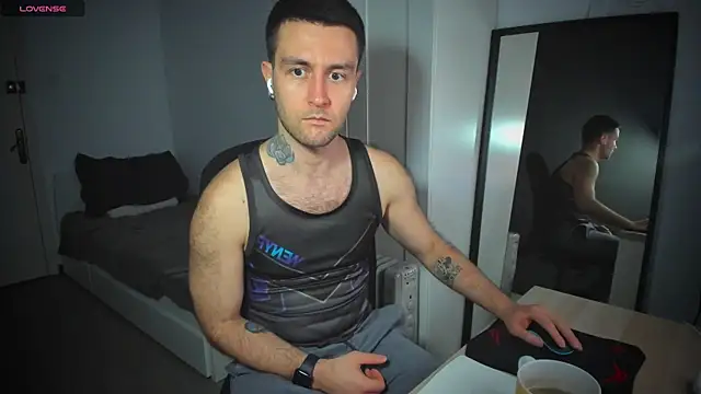 HonestAndrew online show from March 18, 2025, 2:06 pm