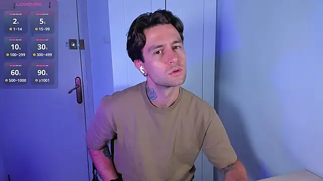 HonestAndrew online show from October 20, 2025, 7:42 am