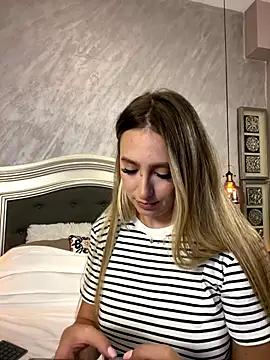 Snapshot of Eva_Ryen chatting on September 8, 2025, 3:22 pm Eva Ryen online show from September 8, 2025, 3:22 pm