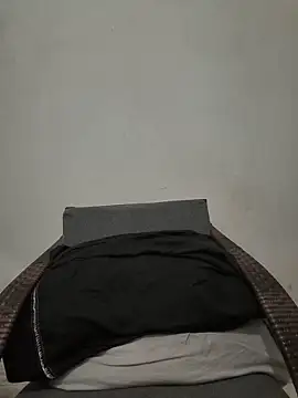 Snapshot of VIC22SECRET chatting on June 18, 2026, 1:04 am VIC22SECRET online show from June 18, 2026, 1:04 am