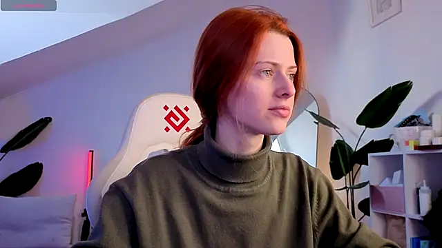 doll lesli online show from November 24, 2025, 8:36 am