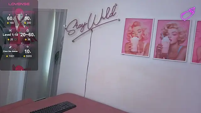 Adele LatinLady online show from January 7, 2026, 8:25 pm