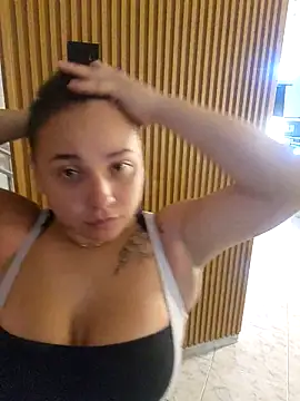 LizzRouse online show from February 12, 2026, 12:27 pm