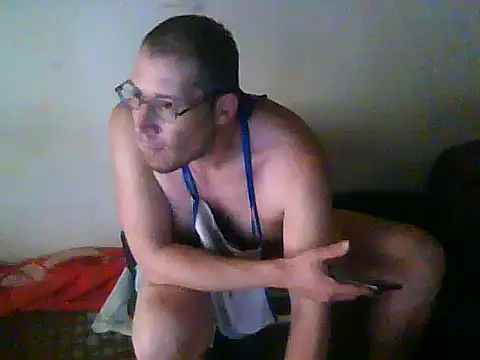 Snapshot of schmidtler35 chatting on October 1, 2025, 4:22 pm schmidtler35 online show from October 1, 2025, 4:22 pm