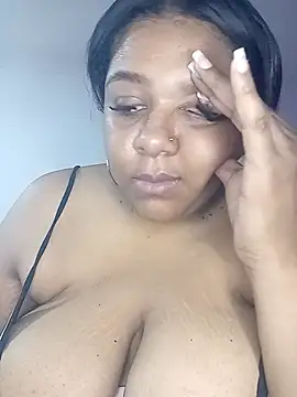 Snapshot of BiancaFollerach chatting on September 26, 2025, 1:18 pm BiancaFollerach online show from September 26, 2025, 1:18 pm