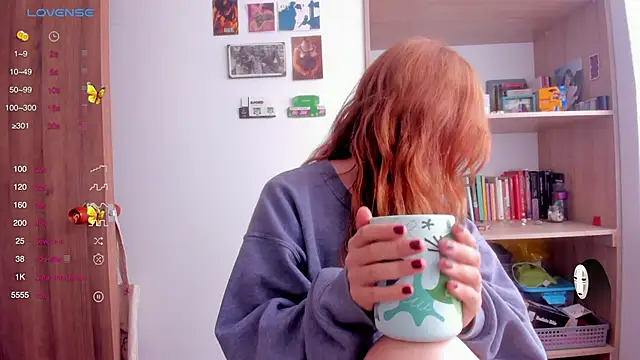 Snapshot of linda_giggle chatting on March 12, 2025, 4:56 pm linda giggle online show from March 12, 2025, 4:56 pm