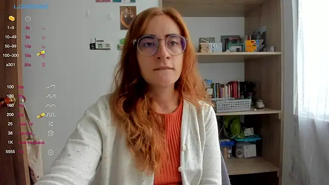 Snapshot of linda_giggle chatting on February 13, 2025, 2:20 pm linda giggle online show from February 13, 2025, 2:20 pm