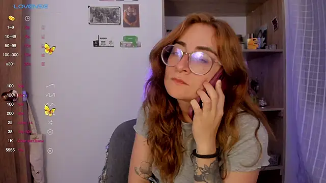 Snapshot of linda_giggle chatting on February 11, 2025, 2:46 am linda giggle online show from February 11, 2025, 2:46 am