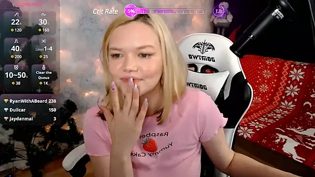 mary lunar online show from December 11, 2024, 8:50 pm