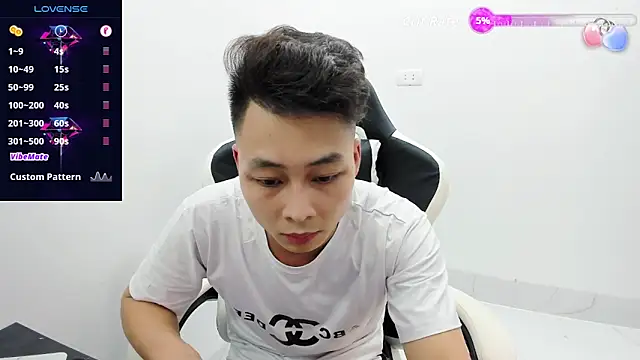 Naughty--asian online show from February 11, 2026, 12:16 pm