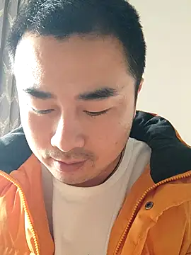 Snapshot of guozuo chatting on December 4, 2025, 2:32 am guozuo online show from December 4, 2025, 2:32 am