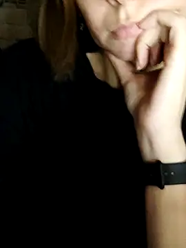 Snapshot of Aashikalaa chatting on September 17, 2025, 6:54 pm Aashikalaa online show from September 17, 2025, 6:54 pm