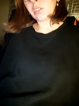 Snapshot of Aashikalaa chatting on February 1, 2025, 11:58 pm Aashikalaa online show from February 1, 2025, 11:58 pm