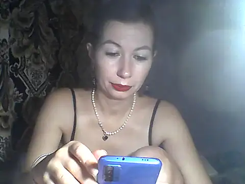 Snapshot of Olesja chatting on October 30, 2025, 8:50 pm Olesja online show from October 30, 2025, 8:50 pm