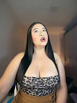Snapshot of cami_ortiz__ chatting on June 2, 2026, 4:56 am cami ortiz online show from June 2, 2026, 4:56 am