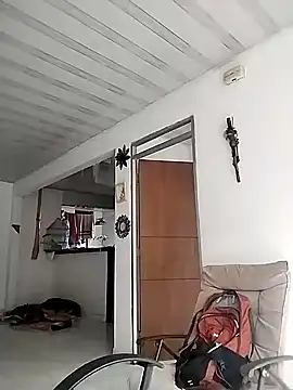 Weedsex couple online show from December 6, 2024, 9:40 pm