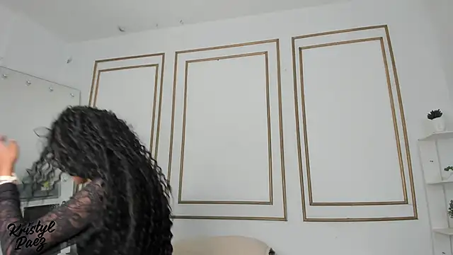 kristyl paez online show from January 14, 2026, 1:37 pm