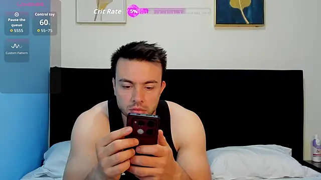 lissandthor13 online show from April 8, 2026, 10:39 am