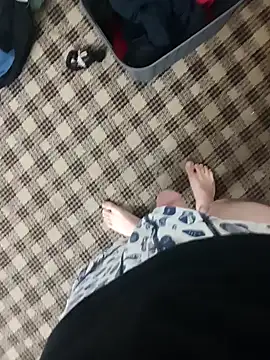 Snapshot of hotdickhow chatting on December 17, 2024, 11:27 pm hotdickhow online show from December 17, 2024, 11:27 pm