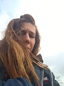 Lina lou4 online show from November 30, 2025, 9:54 am