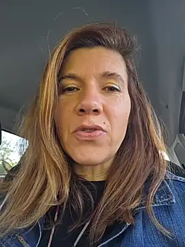 Lina lou4 online show from April 19, 2026, 7:53 am