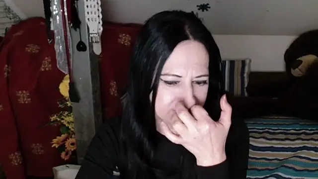 DebraMilf online show from March 22, 2026, 2:15 am