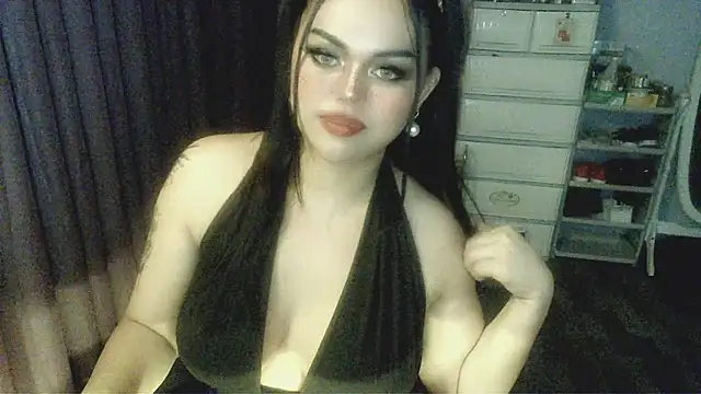 cherry RED5 online show from January 28, 2025, 12:32 pm