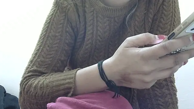 lovelydesi21 online show from January 18, 2026, 1:03 pm