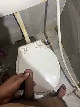 Snapshot of Rahuldhe22 chatting on January 4, 2025, 10:45 pm Rahuldhe22 online show from January 4, 2025, 10:45 pm