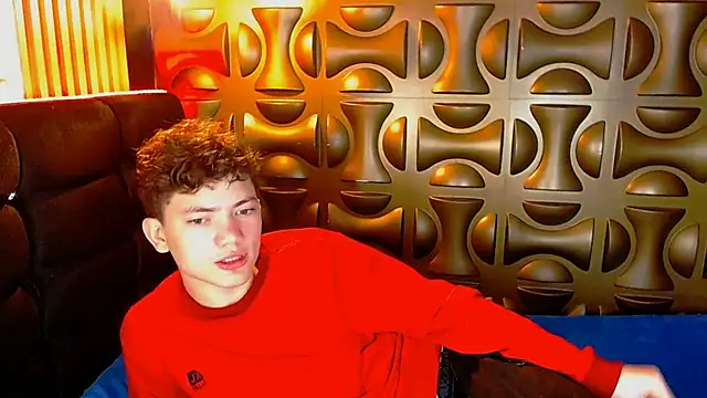 Snapshot of cruz_dante chatting on August 7, 2026, 7:31 pm cruz dante online show from August 7, 2026, 7:31 pm