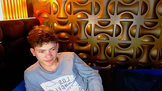 Snapshot of cruz_dante chatting on August 8, 2026, 7:21 pm cruz dante online show from August 8, 2026, 7:21 pm