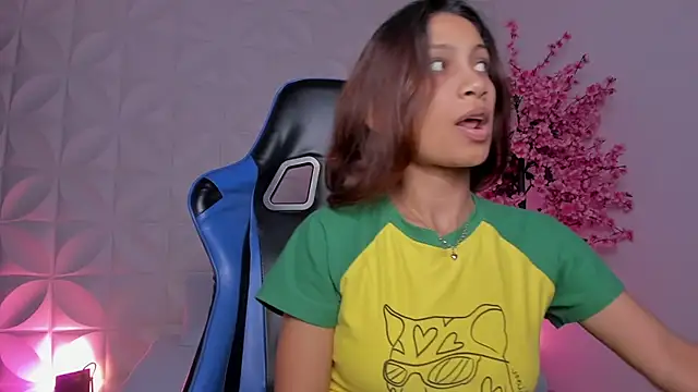 cora 22 online show from March 4, 2026, 12:57 pm