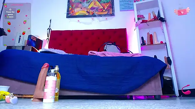 Snapshot of louise_nails chatting on November 11, 2025, 3:18 pm louise nails online show from November 11, 2025, 3:18 pm