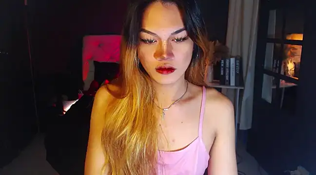 Snapshot of StellaSaucyCum chatting on December 9, 2024, 9:17 am StellaSaucyCum online show from December 9, 2024, 9:17 am