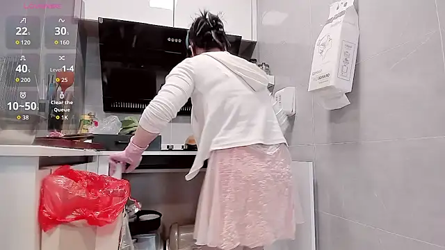 Vivian-6 online show from March 31, 2026, 12:45 am