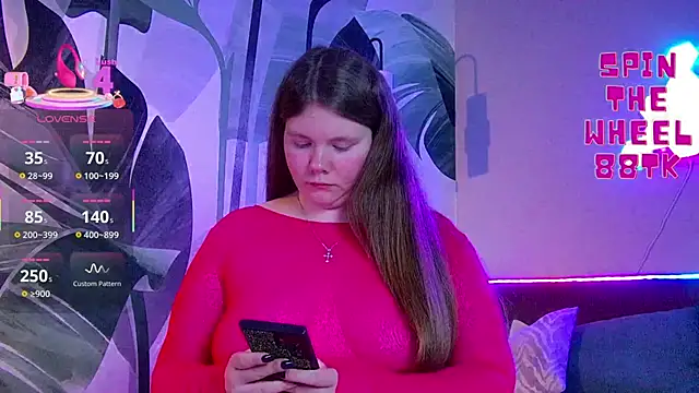 Snapshot of RubyValen chatting on November 6, 2025, 1:09 am RubyValen online show from November 6, 2025, 1:09 am