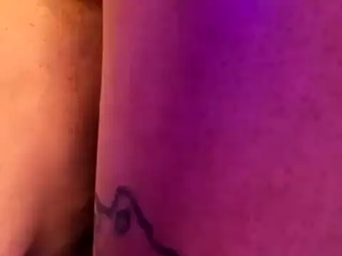 Snapshot of DarkHorse89 chatting on October 15, 2025, 3:16 am DarkHorse89 online show from October 15, 2025, 3:16 am