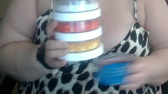 Snapshot of mayasmith chatting on October 30, 2025, 9:18 am mayasmith online show from October 30, 2025, 9:18 am