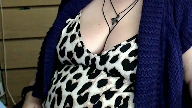 Snapshot of mayasmith chatting on November 24, 2025, 7:30 am mayasmith online show from November 24, 2025, 7:30 am