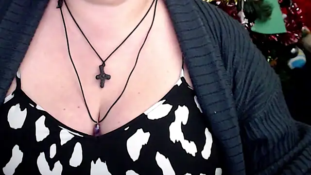 mayasmith online show from December 17, 2025, 4:12 pm